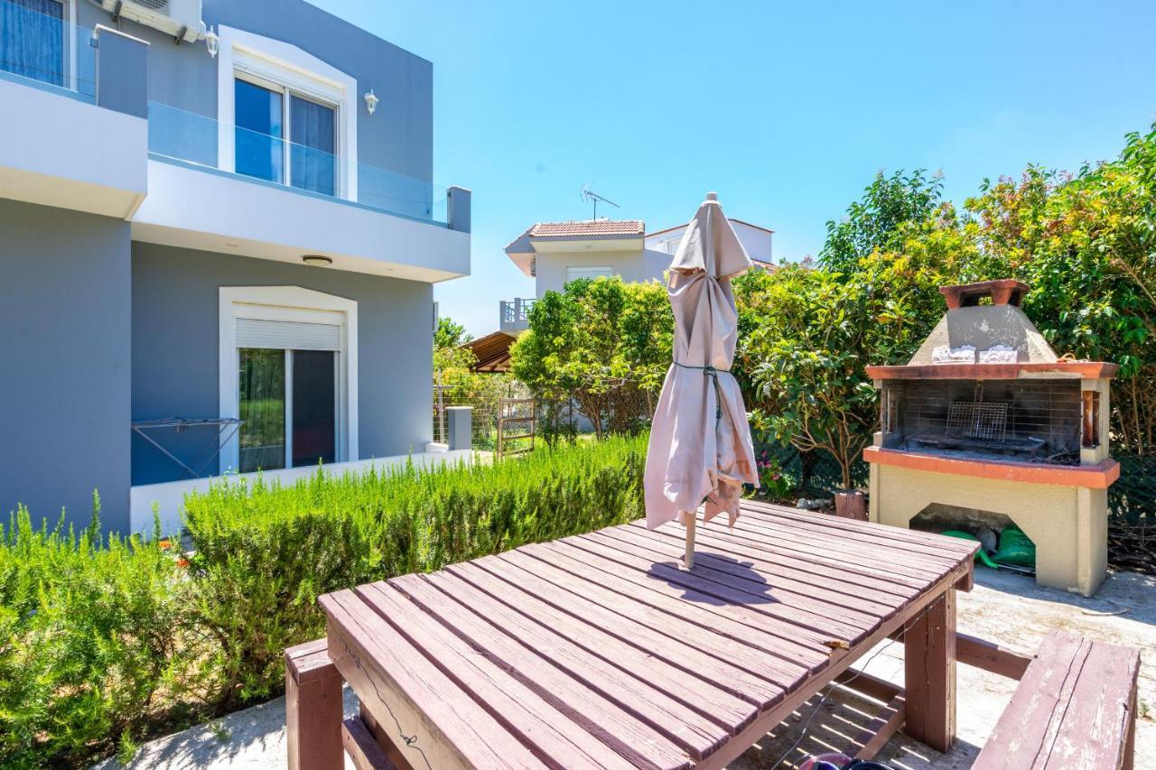 Aristos Garden Apartments Kalithies Exteriör bild